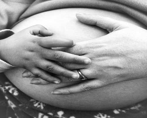 借卵代怀生子费用解析：总价因个人情况而异